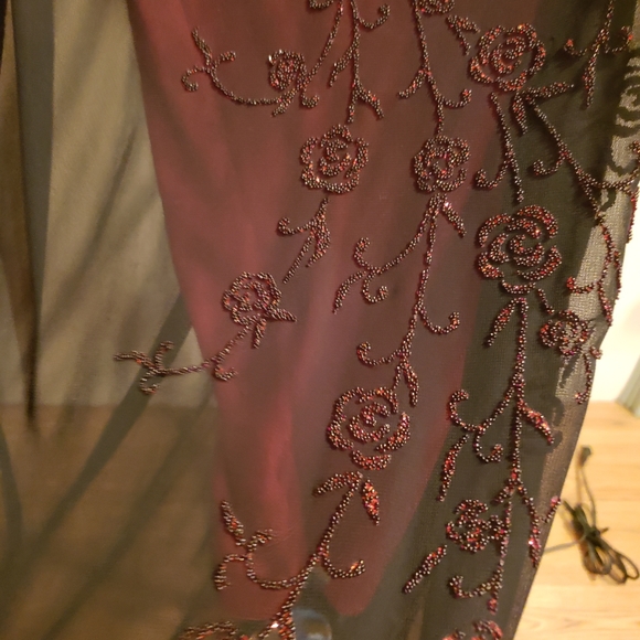 Women's Sleeveless Beaded Cocktail Dress - Picture 6 of 6